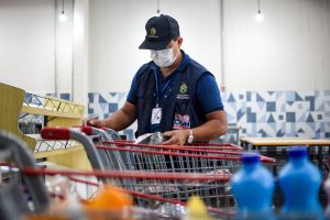 Imagem da notícia - Procon-AM apreende mais de 30 Kg de produtos em supermercado no Centro de Manaus